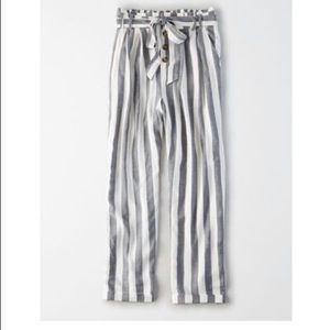 AE High-waisted paper bag tapered pant